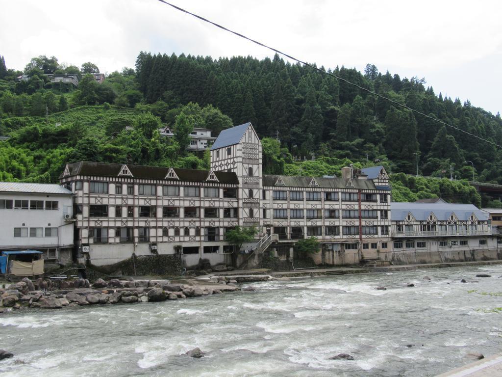 Amagase Onsen Hotel Suikoen Хіта Екстер'єр фото