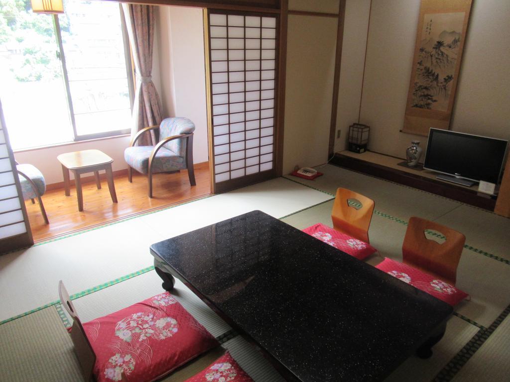 Amagase Onsen Hotel Suikoen Хіта Екстер'єр фото
