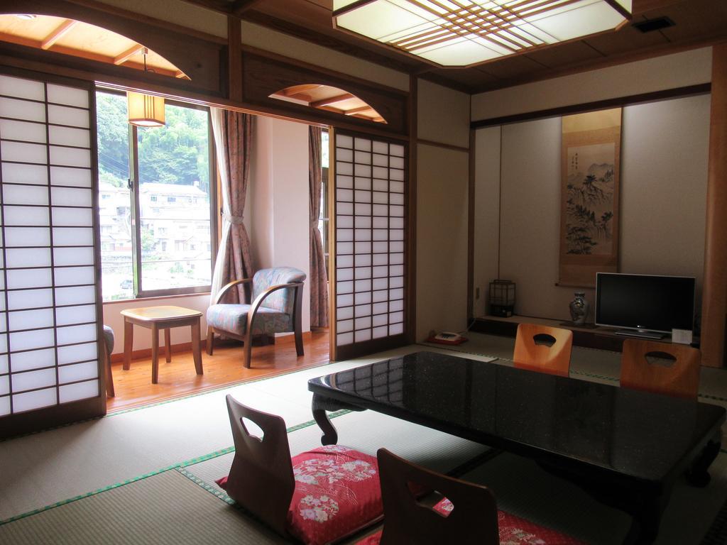 Amagase Onsen Hotel Suikoen Хіта Екстер'єр фото