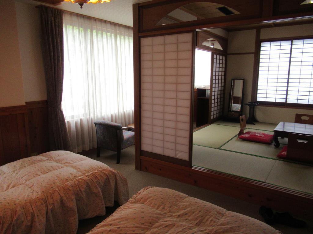 Amagase Onsen Hotel Suikoen Хіта Екстер'єр фото