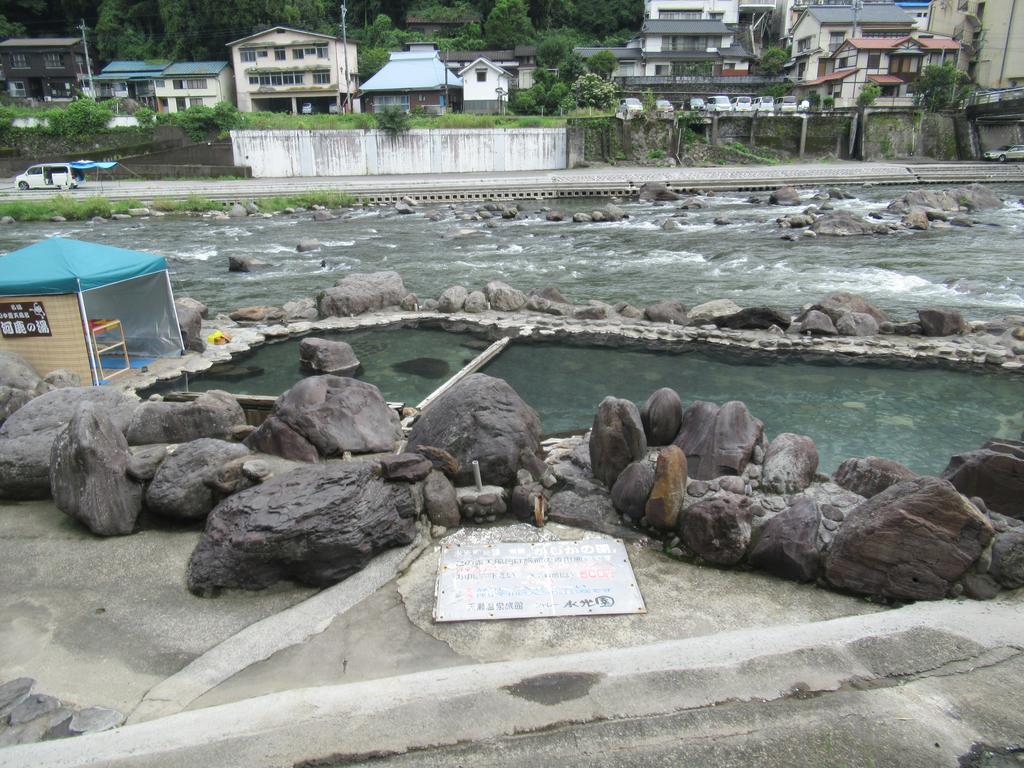 Amagase Onsen Hotel Suikoen Хіта Екстер'єр фото